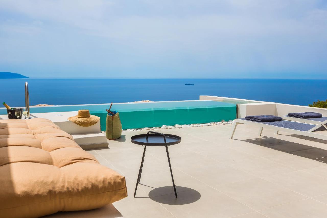 Kefalonian Escape Suites Valeriános Esterno foto