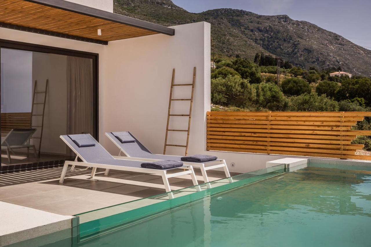 Kefalonian Escape Suites Valeriános Esterno foto