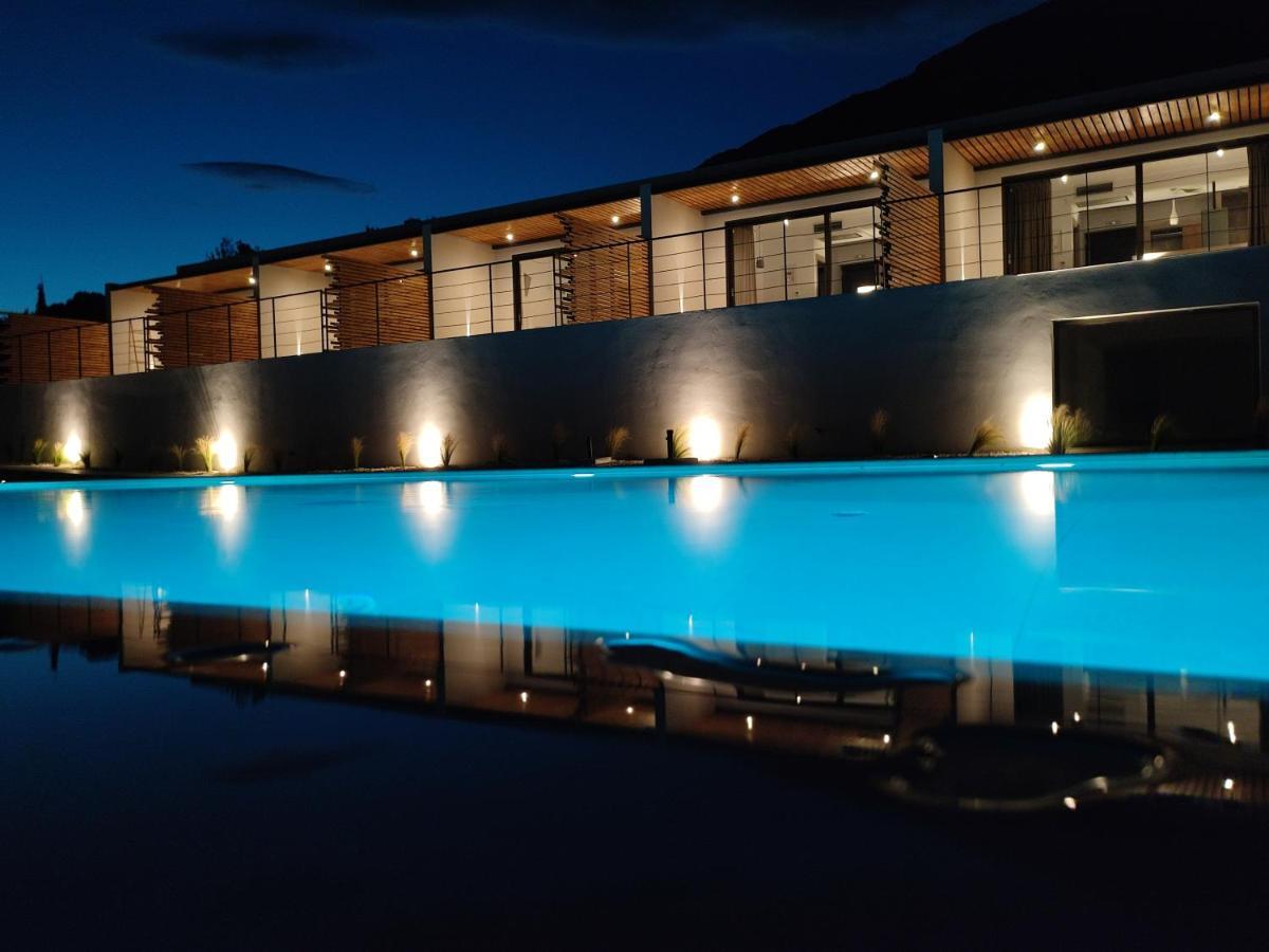 Kefalonian Escape Suites Valeriános Esterno foto