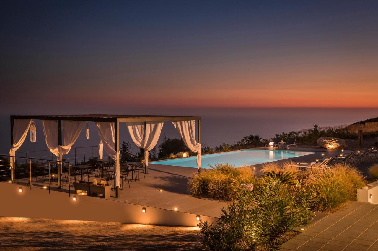 Kefalonian Escape Suites Valeriános Esterno foto