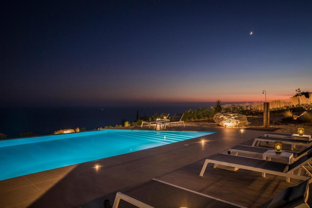 Kefalonian Escape Suites Valeriános Esterno foto
