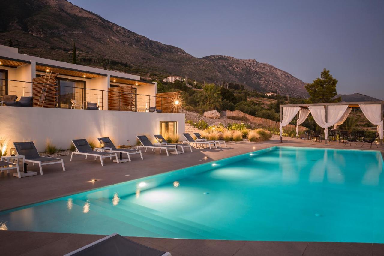 Kefalonian Escape Suites Valeriános Esterno foto